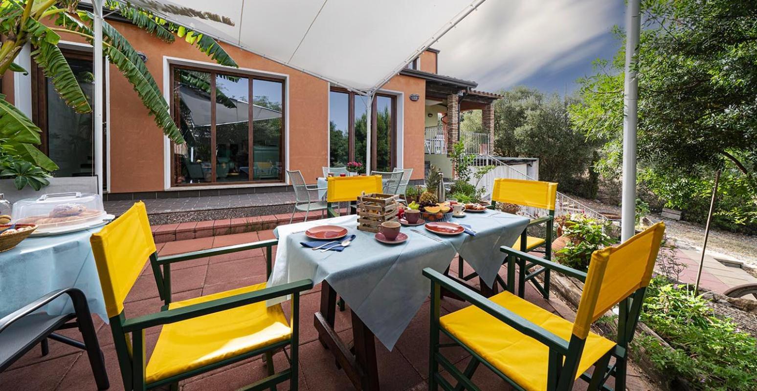 B&B Stell'E Mari SantʼAnna Arresi Exteriér fotografie